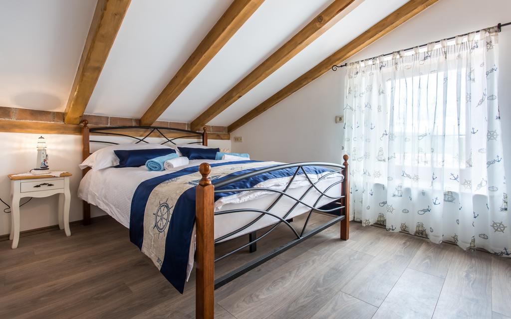 Villa Cima Vrbnik Exteriér fotografie