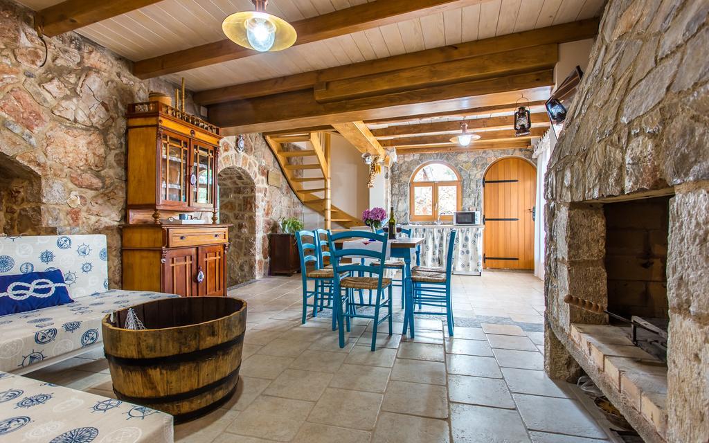 Villa Cima Vrbnik Exteriér fotografie